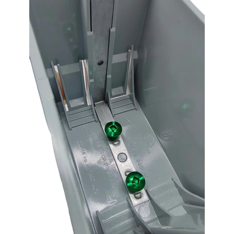 1 Gang Non-Metallic Electrical Box with 4 Built-In Cable Clamps Gray | British Building Supplies | inner